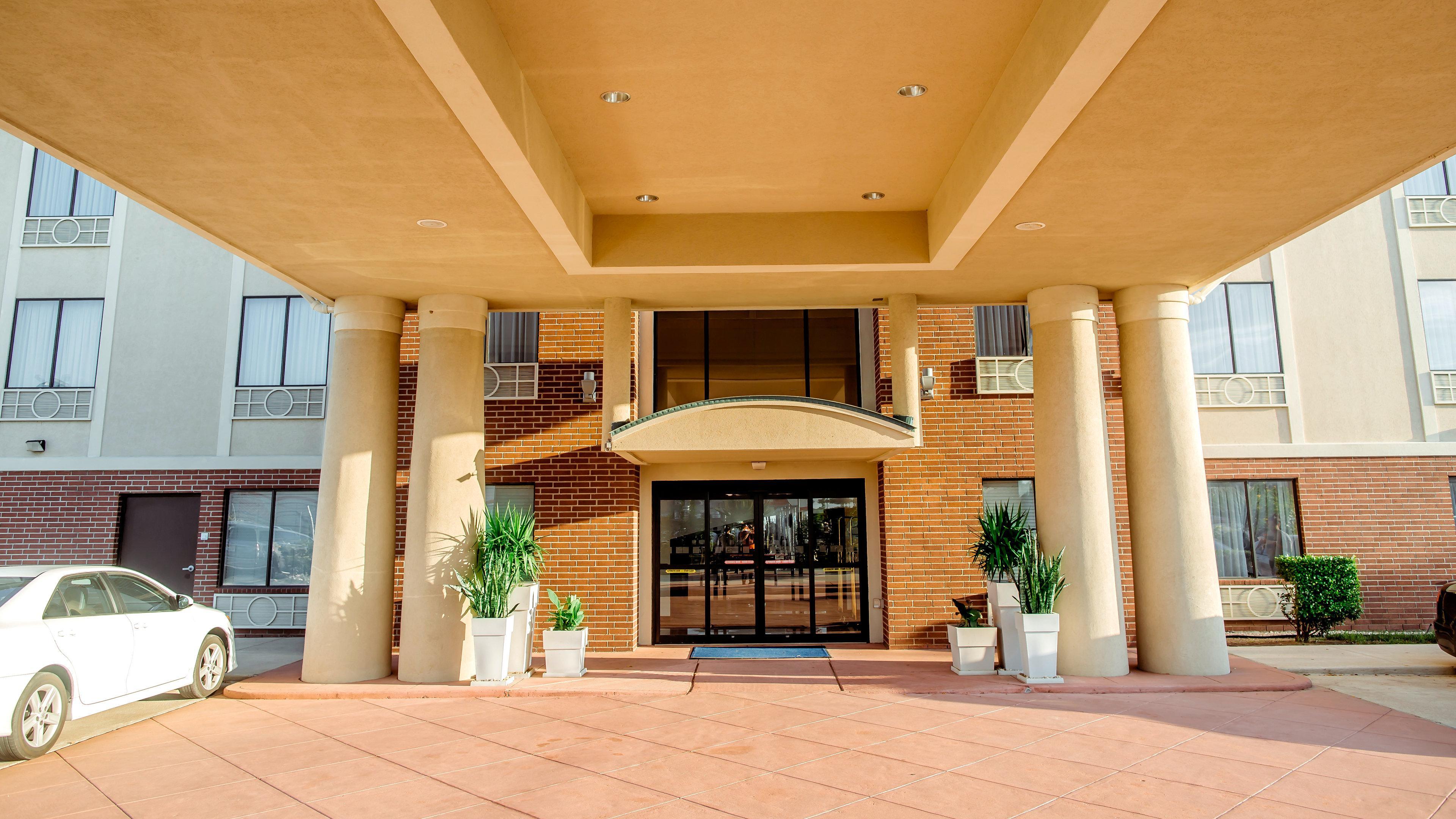 Holiday Inn Express Hotel & Suites Waller By Ihg מראה חיצוני תמונה