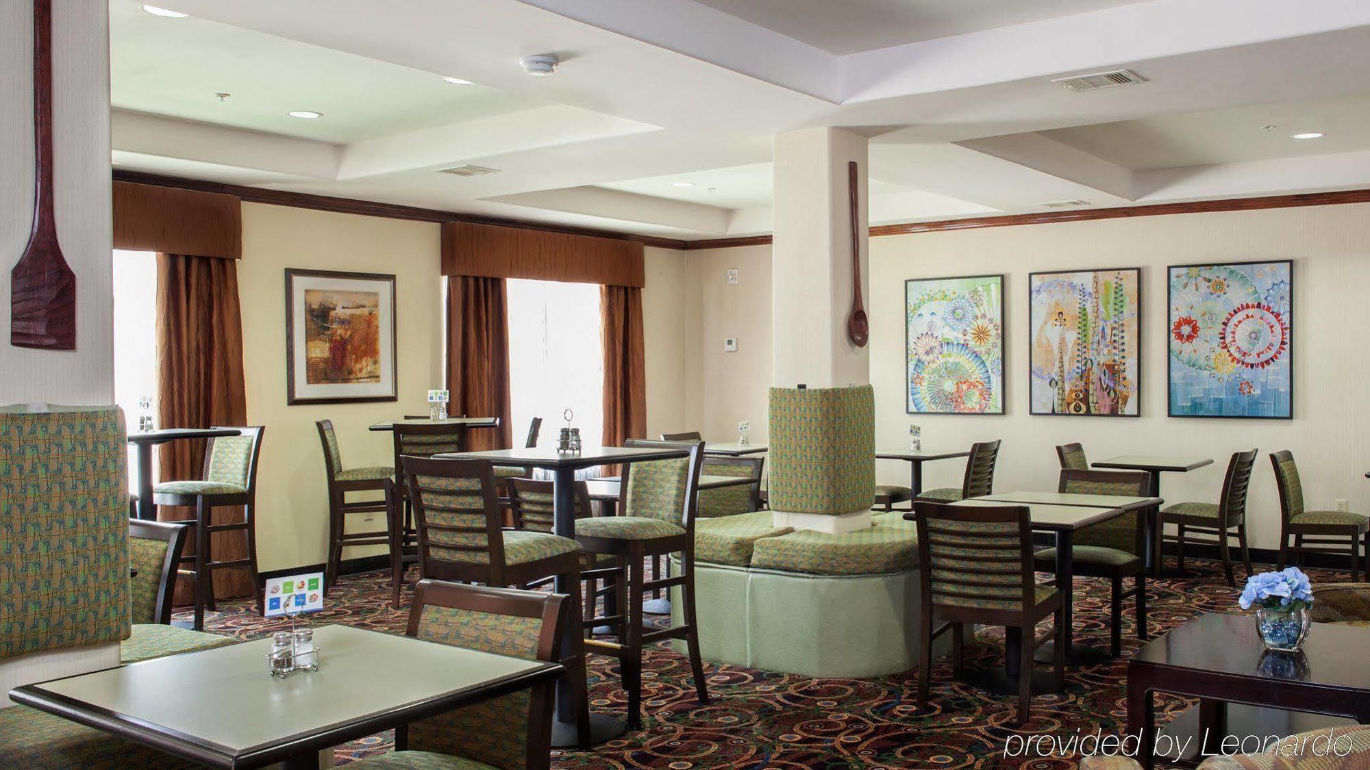 Holiday Inn Express Hotel & Suites Waller By Ihg מראה חיצוני תמונה