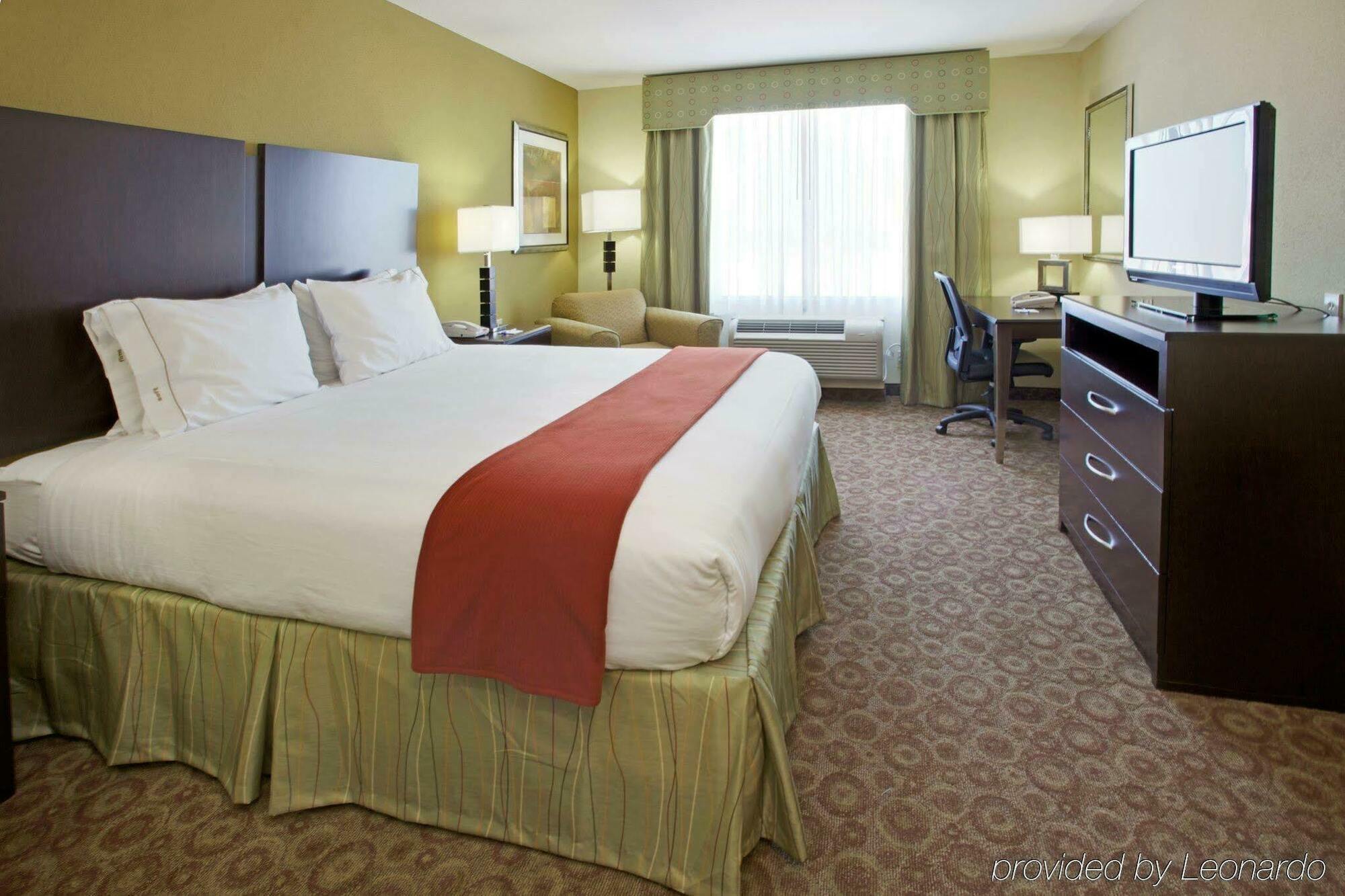 Holiday Inn Express Hotel & Suites Waller By Ihg חדר תמונה