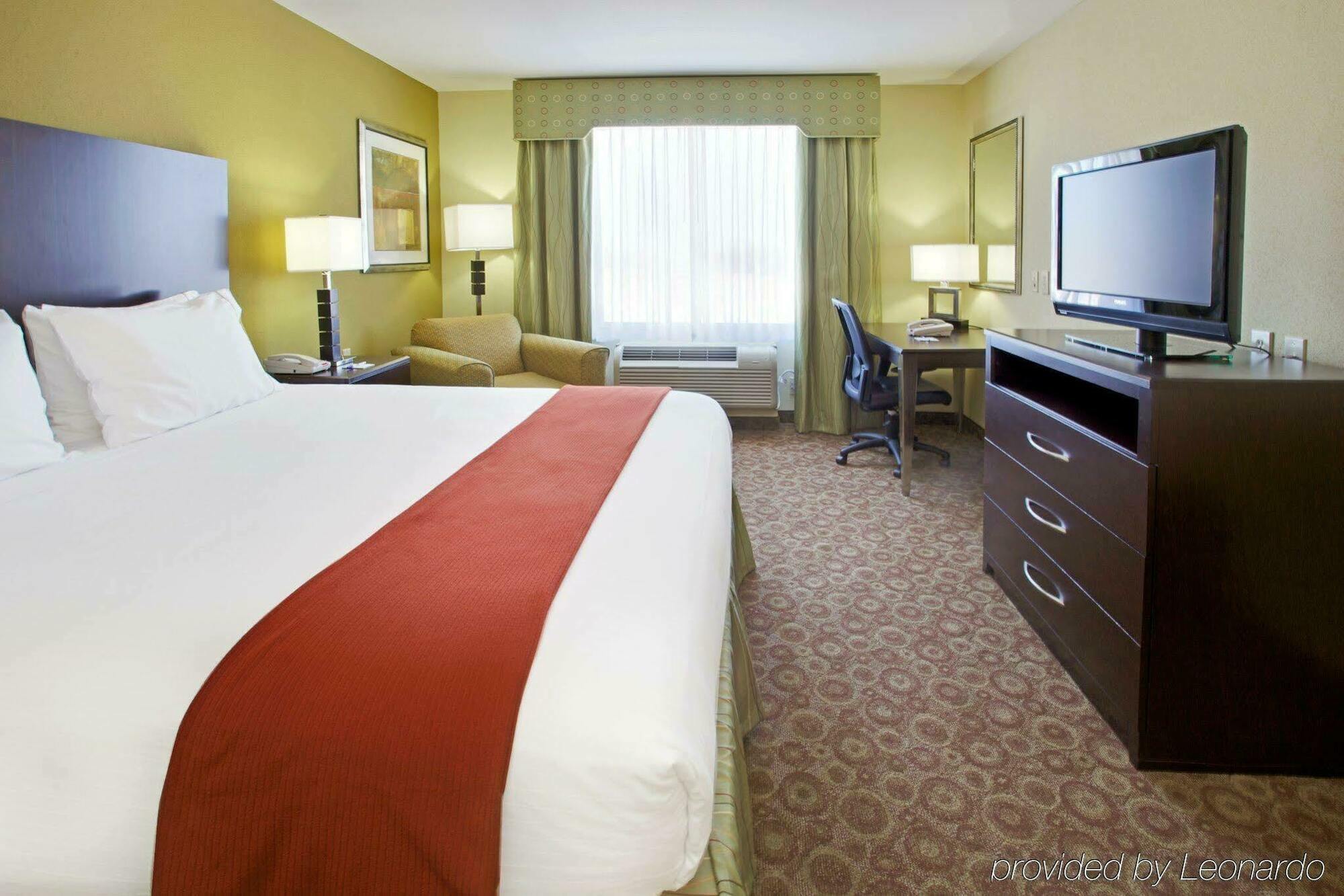 Holiday Inn Express Hotel & Suites Waller By Ihg מראה חיצוני תמונה